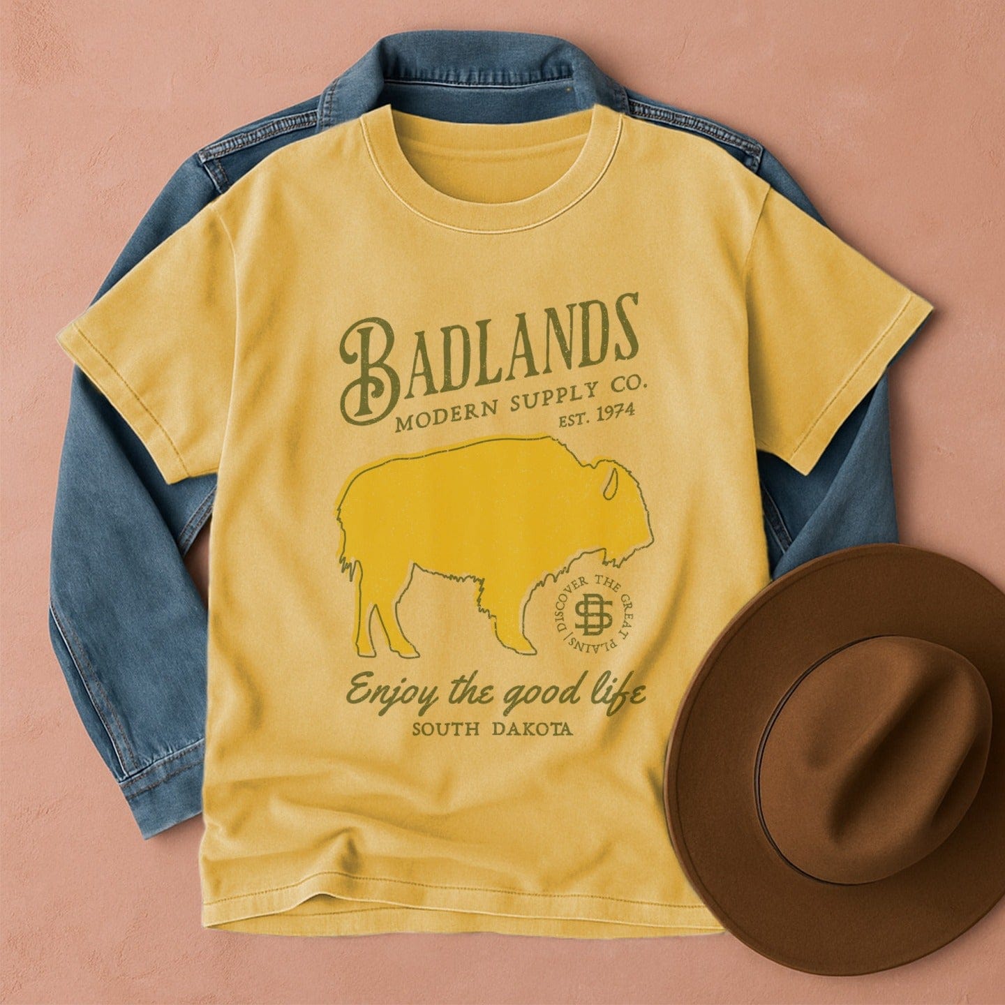 Badlands T-Shirt Mustard / S Western shirt