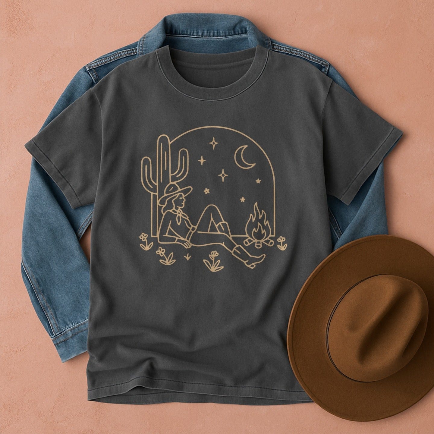 Desert Dreamer Cowgirl T-shirt Pepper / S Western shirt