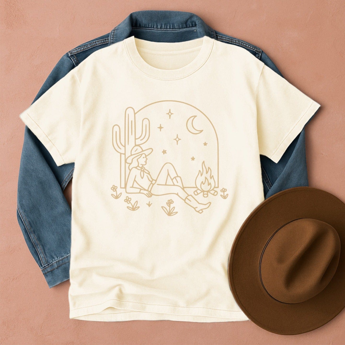 Desert Dreamer Cowgirl T-shirt Ivory / S Western shirt