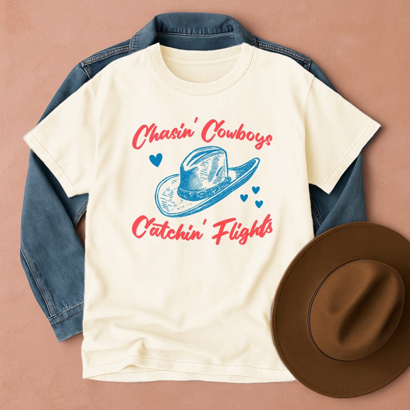 Chasin' Cowboys Catchin' Flights T-shirt Ivory / S Western shirt